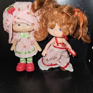 Vintage Strawberry Shortcake Dolls Lot Of 2